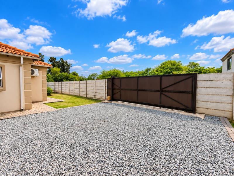 3 Bedroom Property for Sale in Ngwenya River Estate North West